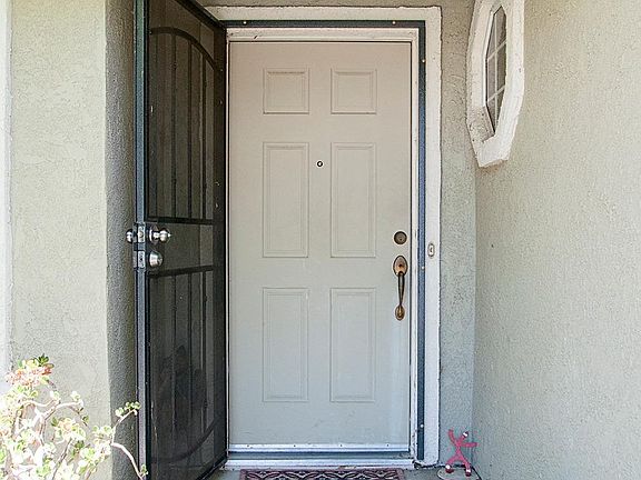 5th image of 1636 E Atkins Ave