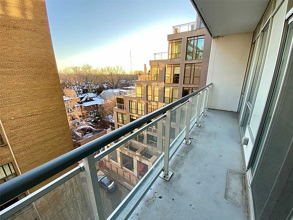 4th image of 223 Saint Clair Ave W #617