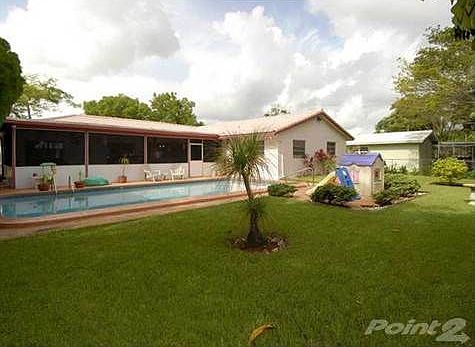 4th image of 11775 NW 26th St