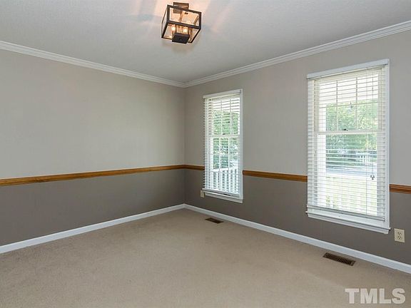 4th image of 507 Brookfield Dr