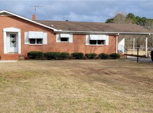 1437 Cedar Creek Rd, Fayetteville, NC 28312