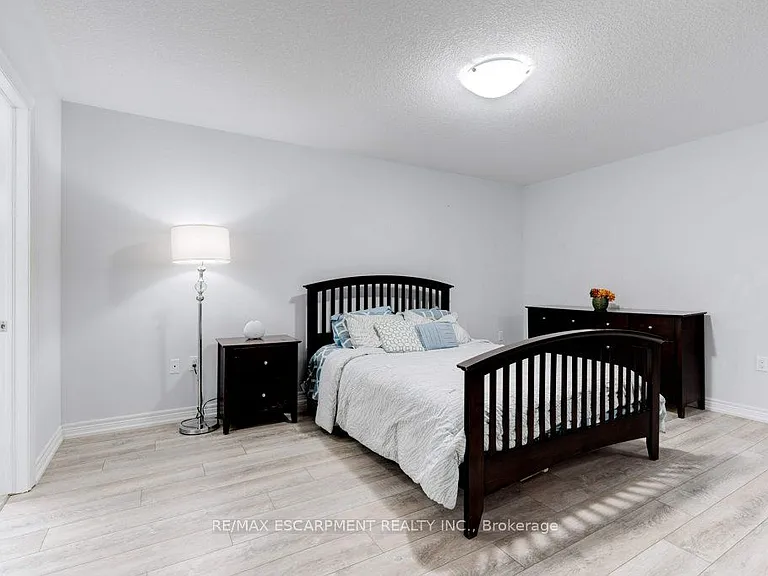 85 Showcase Dr #MAIN — Photo 36