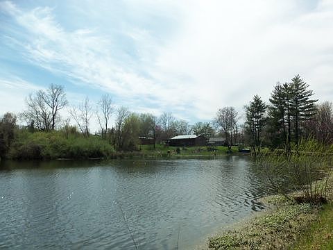 2nd image of 7588 Holly Dr