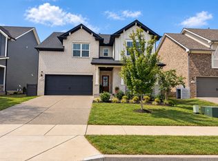 339 Turfway Park, Gallatin, TN 37066