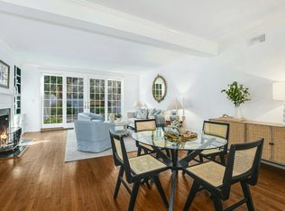330 Elm St APT 11, New Canaan, CT 06840