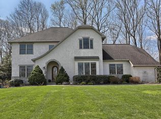 153 Swedesford Ln, Millersville, PA 17551