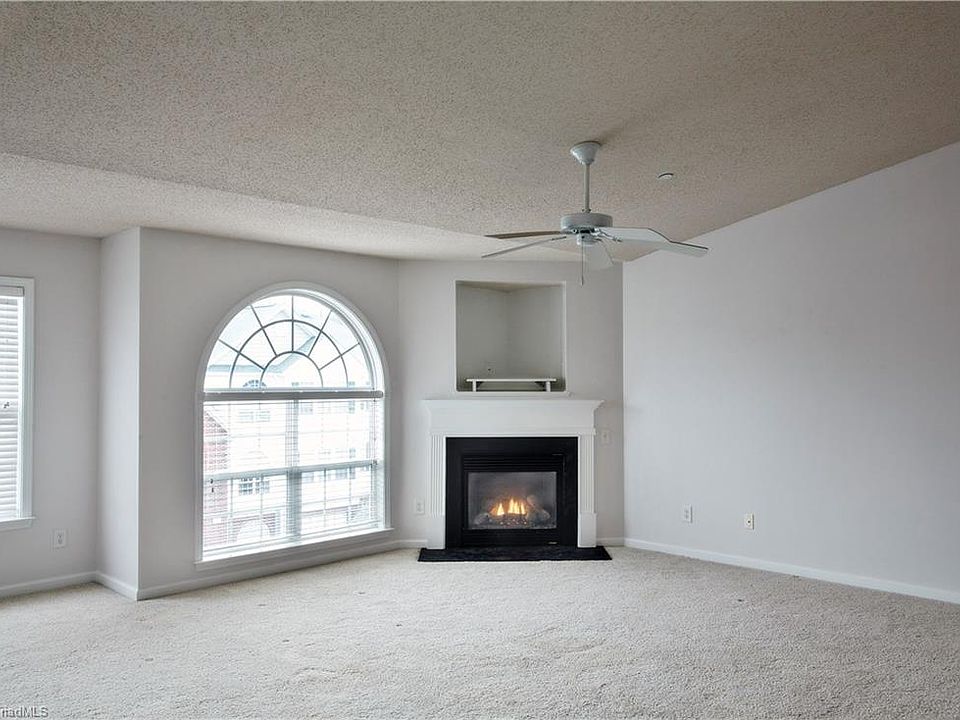 1st image of 4290-3D Cedarcroft Ct