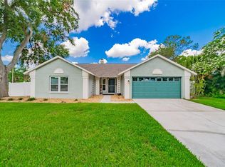 9418 Pebble Glen Ave, Tampa, FL 33647