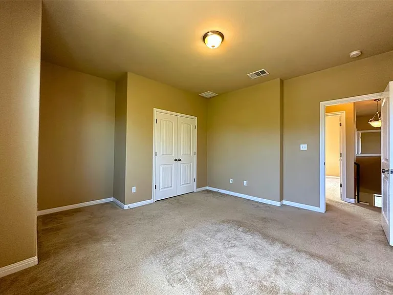 321 Braylen Cv — Photo 16