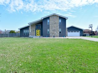 2049 Fairway Dr, Greencastle, IN 46135