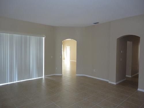 4th image of 4427 Gentrice Dr