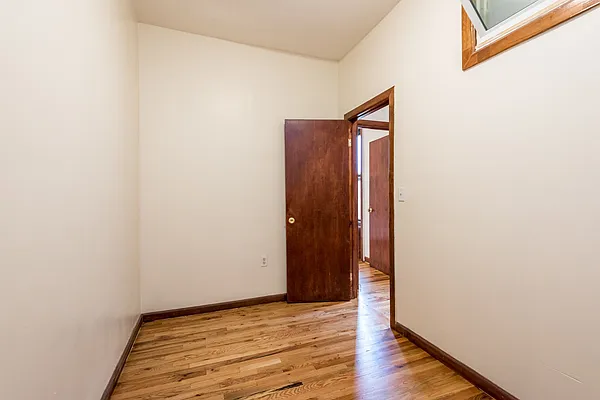 Rented by Nooklyn NYC LLC | media 25