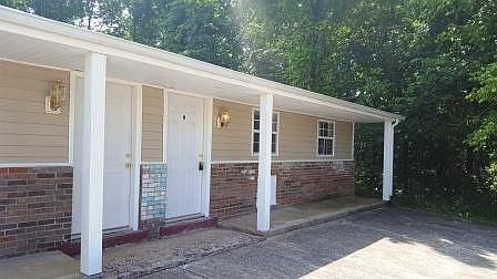 1st image of 425 Alma Ln APT E