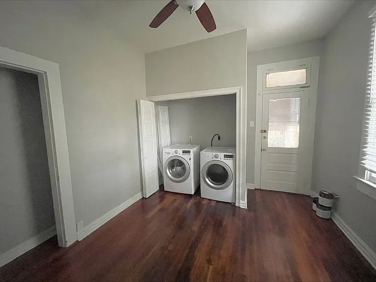3930 Coliseum St #32 — Photo 8
