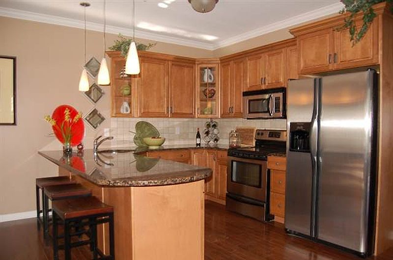 2nd image of 101E AVALON Place