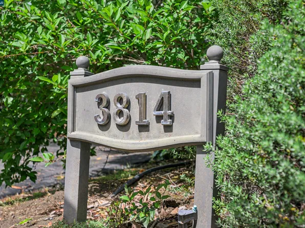3814 Happy Valley Rd, Lafayette, CA 94549