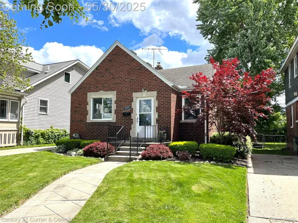 1059 Eaton Rd, Berkley, MI 48072