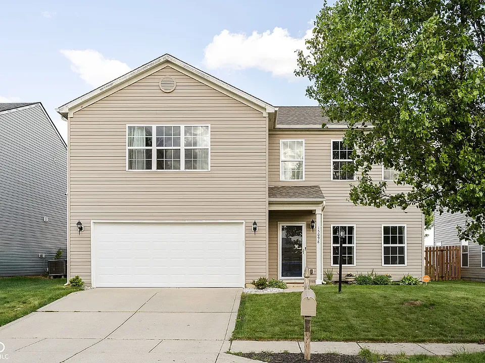 15098 Royal Grove Dr