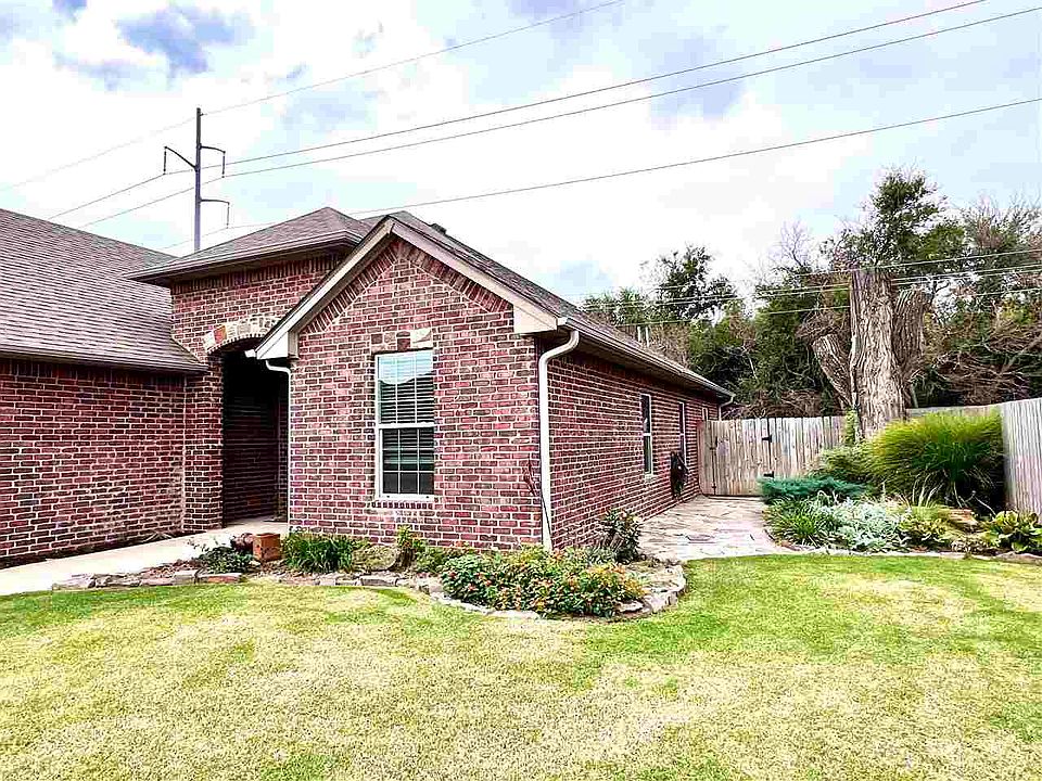 705 Ninnekah St, Enid, OK 73701 Zillow