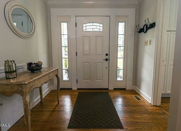 2nd image of 4734 Calumet Dr