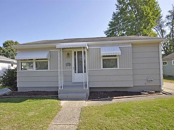 2nd image of 1018 Canterbury Dr