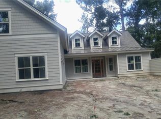 62 Edgewood Dr, Hilton Head Island, SC 29926