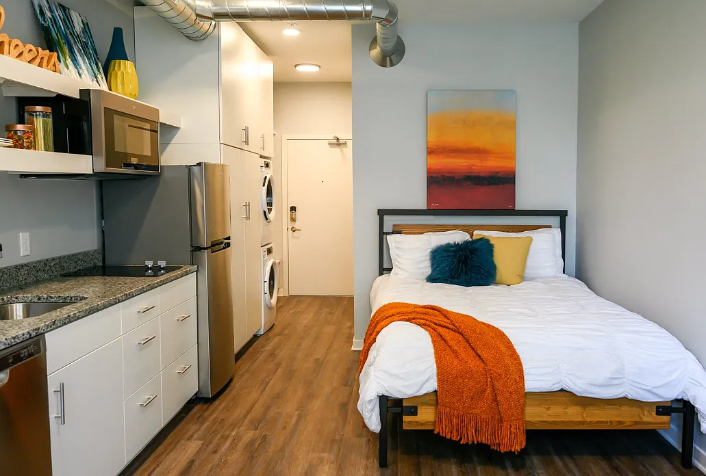Studio, 356 sqft, $1,175 — Photo 3