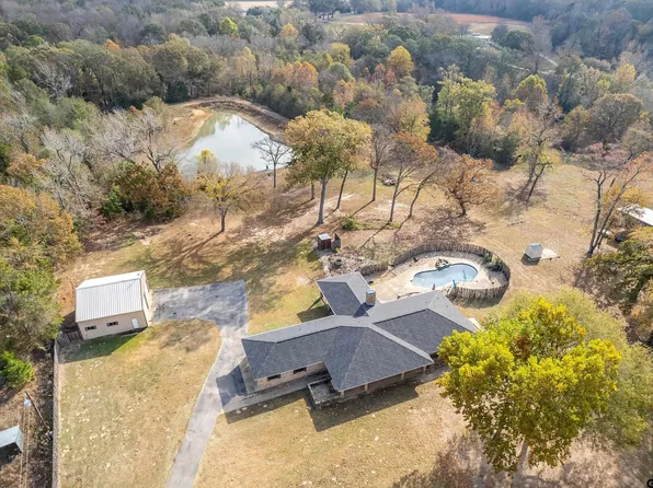 2906 Vz County Road 4923, Ben Wheeler, TX 75754