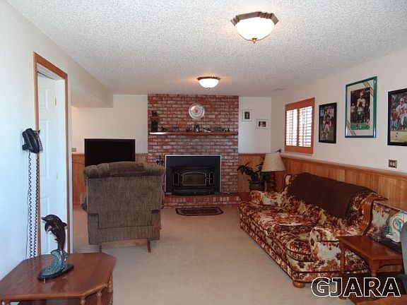 4th image of 633 1/2 Karen Lee Dr
