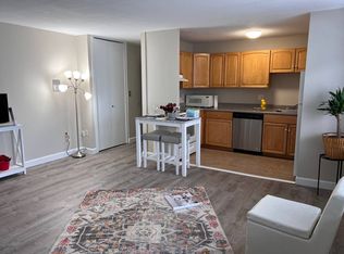 125 Trapelo Rd APT 1, Belmont, MA 02478