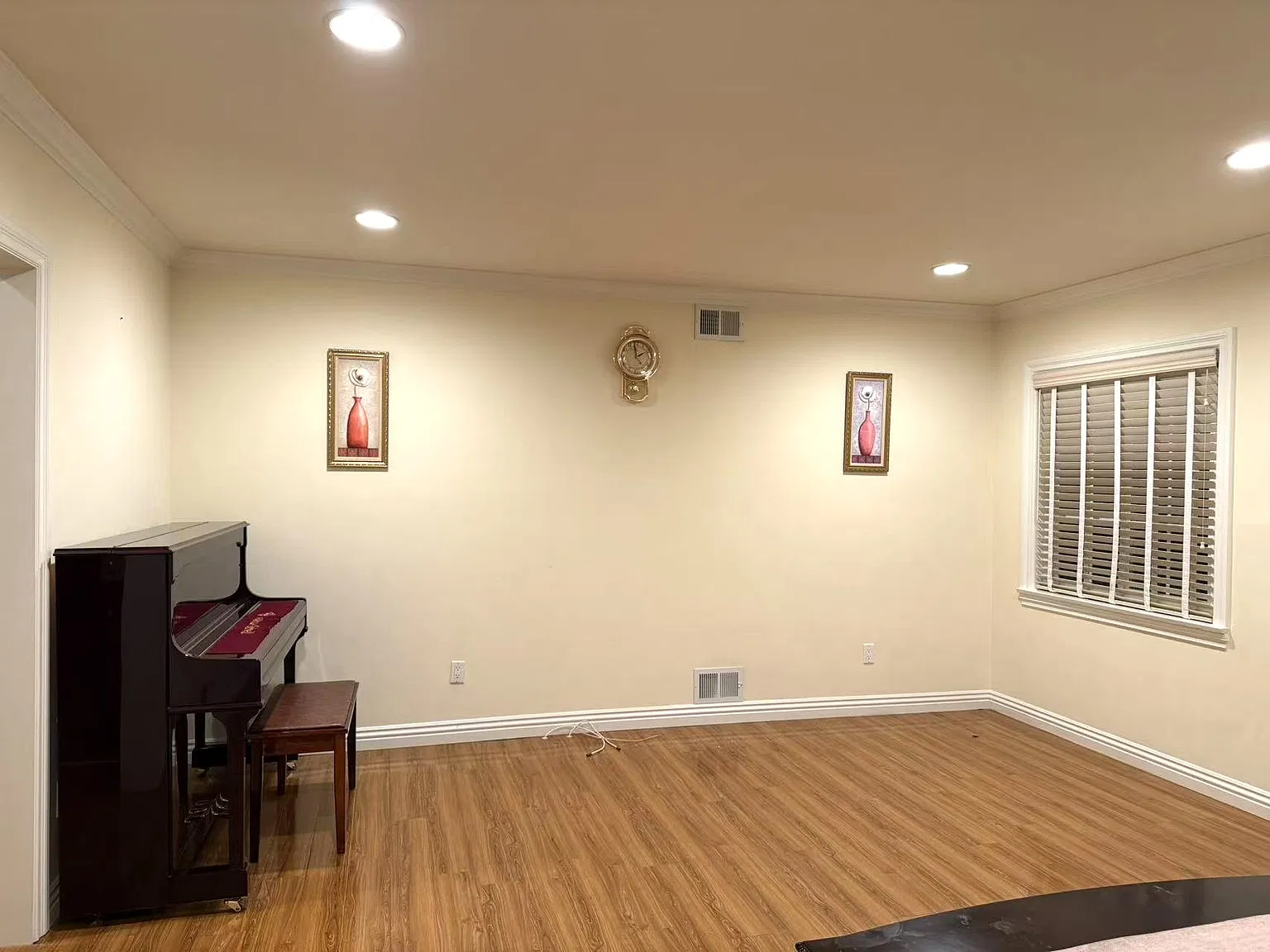 3 bed, 2155 sqft, $4,850 — Photo 4