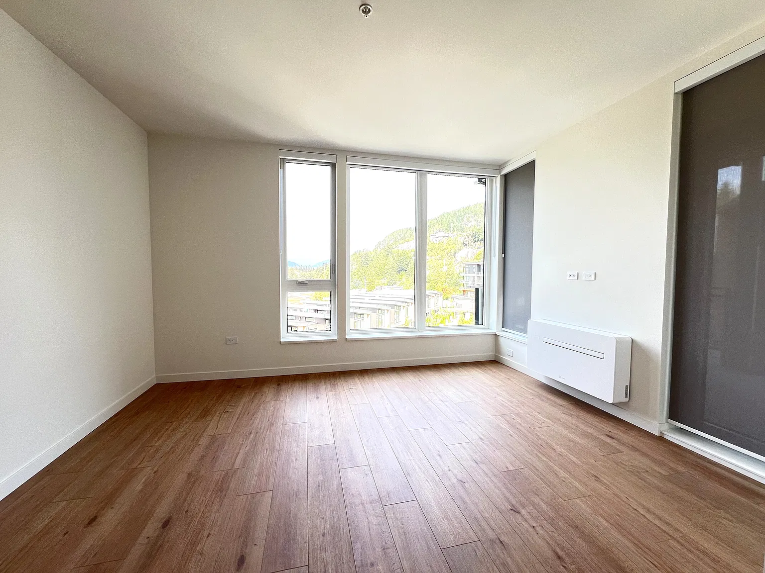 1500 Scott Cres — Photo 4