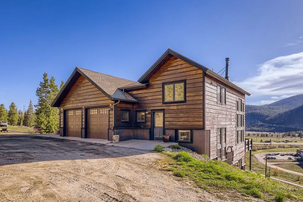 600 Alpensee Rd — Photo 1