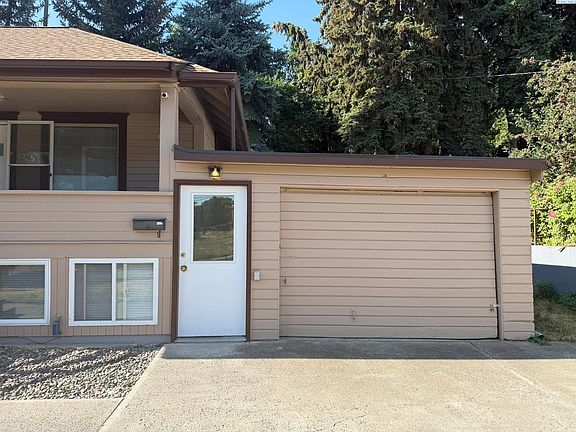 3rd image of 223-225 W Main St