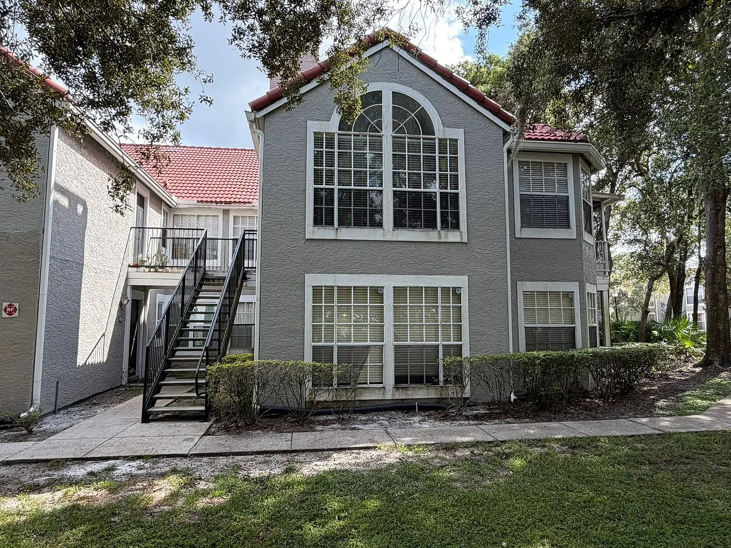 3 bed, 2.0 bath, 1151 sqft, $1,595 — Photo 2