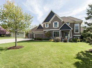 11376 Avery Dr, Inver Grove Heights, MN 55077