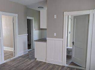 639 Harvard St APT 3B, Manchester, NH 03103