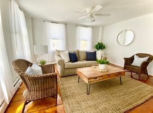 22 Bradford St #1, Bristol, RI 02809