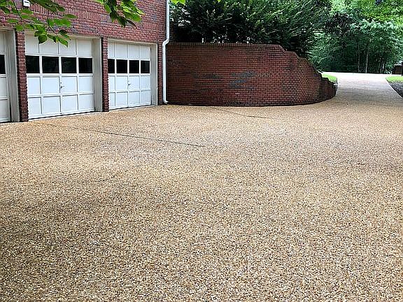 Driveway- 3 car garage 