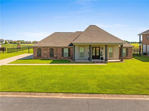 209 Saint Andrews Dr, Alexandria, LA 71303