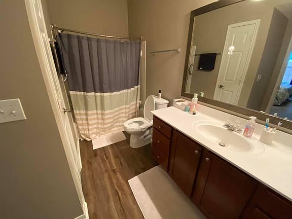 3rd image of 11340 Glentrace Dr APT 510