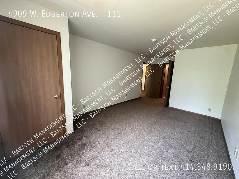 4909 W Edgerton Ave #111 — Photo 14