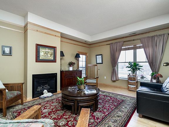 2nd image of 750 Mainstreet APT 416