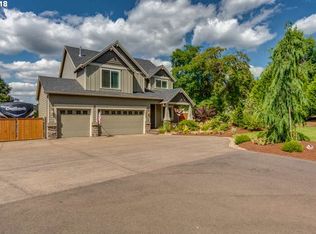 14815 S Henrici Rd, Oregon City, OR 97045