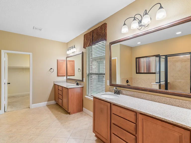 11119 Hayden Falls Dr — Photo 23