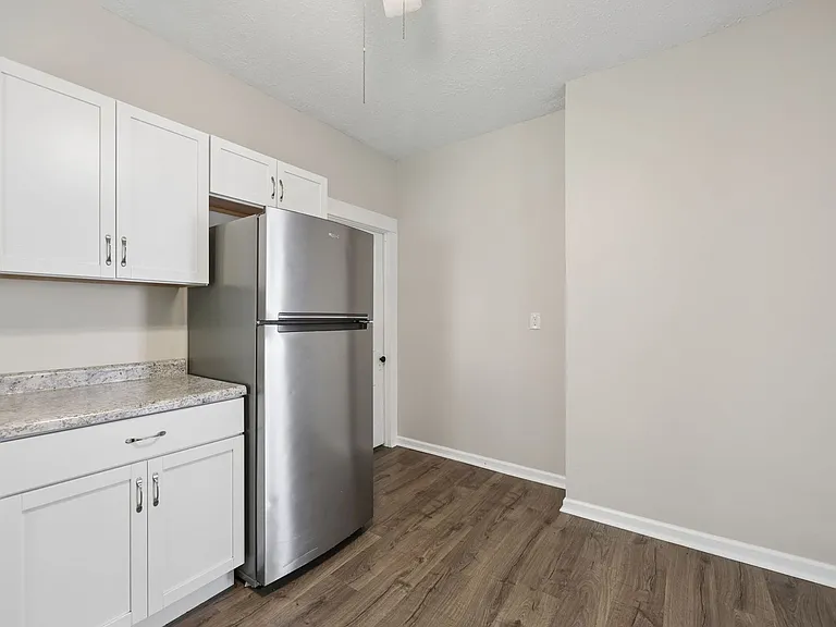 191 S Williams St — Photo 17