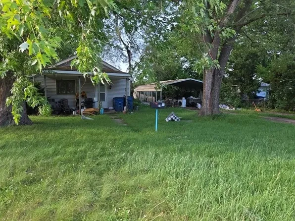 76 Pelton Ave, Coldwater, MI 49036
