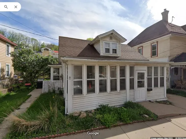 311 Franklin St, Galena, IL 61036