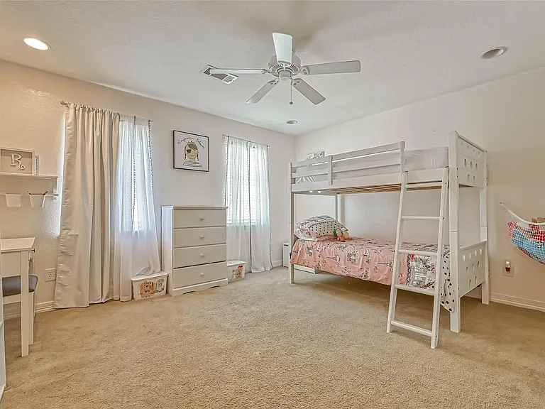 711 Lodgehill Ln — Photo 25