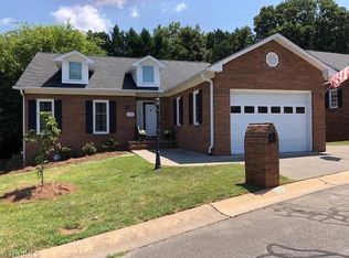 105 Club Pointe Dr, Winston Salem, NC 27104